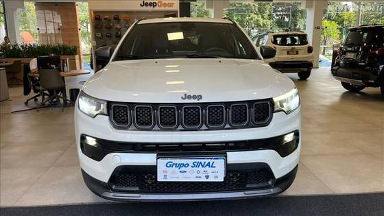 JEEP COMPASS 1.3 T270 TURBO FLEX LONGITUDE AT6